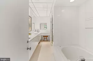 254 S 3rd St, Philadelphia, PA 19106 - Photo 47