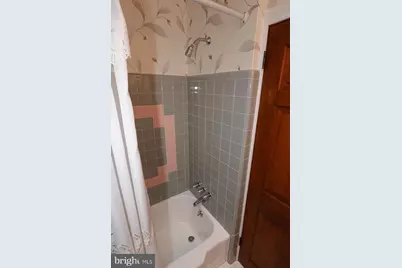 709 Hartel Avenue, Philadelphia, PA 19111 - Photo 49