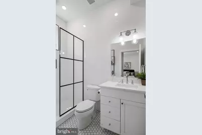 1910 Brown Street, Philadelphia, PA 19130 - Photo 15