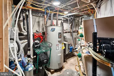 1301 W Moyamensing Avenue, Philadelphia, PA 19148 - Photo 15