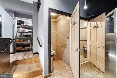 1301 W Moyamensing Avenue, Philadelphia, PA 19148 - Photo 7