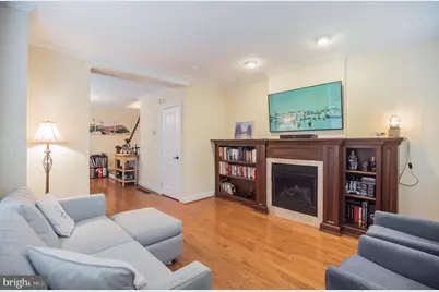 1633 E Berks Street, Philadelphia, PA 19125 - Photo 3