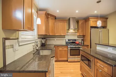 1633 E Berks Street, Philadelphia, PA 19125 - Photo 15