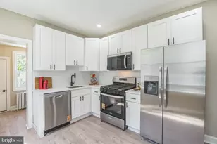 2070 Bridge St, Philadelphia, PA 19124 - Photo 7