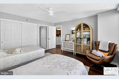 2001 Hamilton #2001, Philadelphia, PA 19130 - Photo 35