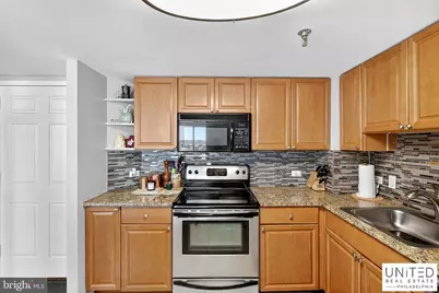 2001 Hamilton #2001, Philadelphia, PA 19130 - Photo 23