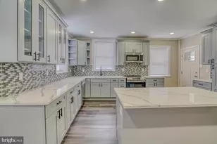 5011 Woodbine Ave, Philadelphia, PA 19131 - Photo 9