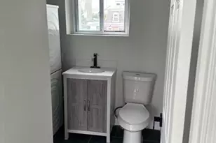 1247 E Berks St, Philadelphia, PA 19125 - Photo 3