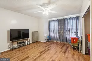 4725 Rosehill St, Philadelphia, PA 19120 - Photo 9