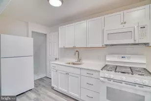 4525 Knorr St, Philadelphia, PA 19135 - Photo 17