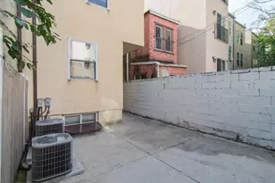 1929 N Gratz St, Philadelphia, PA 19121 - Photo 5