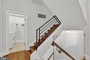 946 N 2nd St, Philadelphia, PA 19123 - Photo 11