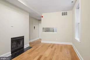 1716 Wallace St, Philadelphia, PA 19130 - Photo 5