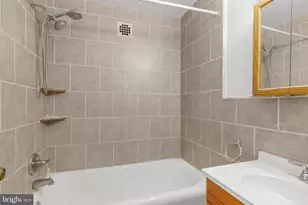 1324 Locust St, Philadelphia, PA 19107 - Photo 9