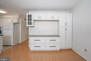 765 N Ringgold St, Philadelphia, PA 19130 - Photo 7