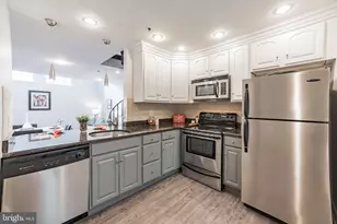 627 N 18th St, Philadelphia, PA 19130 - Photo 15