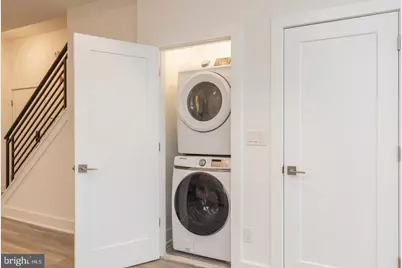 90 E Laurel Street #C, Philadelphia, PA 19123 - Photo 7