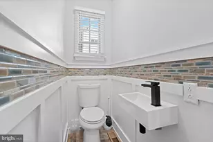 345 Roseberry St, Philadelphia, PA 19148 - Photo 7