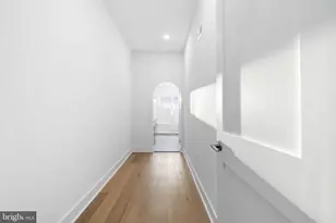 1318 S 8th St, Philadelphia, PA 19147 - Photo 25