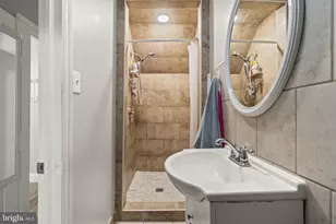 3207 N Philip St, Philadelphia, PA 19140 - Photo 11