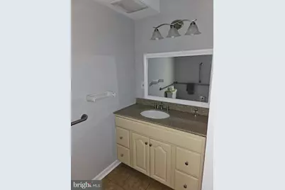 1135 E Susquehanna Avenue, Philadelphia, PA 19125 - Photo 55