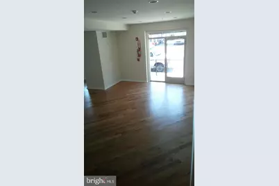 1135 E Susquehanna Avenue, Philadelphia, PA 19125 - Photo 9