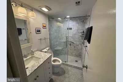 746 E Passyunk Avenue #F, Philadelphia, PA 19147 - Photo 11