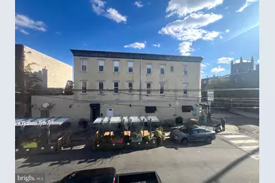 2361 E Susquehanna Avenue, Philadelphia, PA 19125 - Photo 17