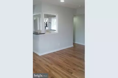 1135 E Susquehanna Avenue, Philadelphia, PA 19125 - Photo 17