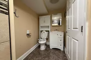 2018 Greymont St, Philadelphia, PA 19116 - Photo 11