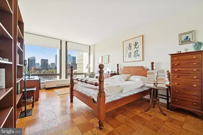 220 Locust Street #9HS, Philadelphia, PA 19106 - Photo 11