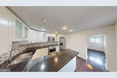 1326 E Susquehanna Avenue, Philadelphia, PA 19125 - Photo 3