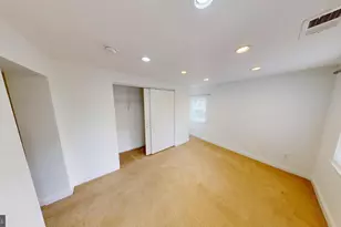 1326 E Susquehanna Ave, Philadelphia, PA 19125 - Photo 9