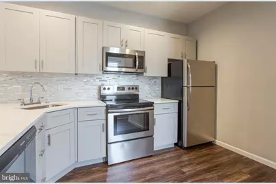 1917 N 7th Street #3R, Philadelphia, PA 19122 - Photo 3