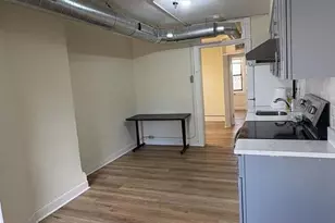 228 N 10th St, Philadelphia, PA 19107 - Photo 9