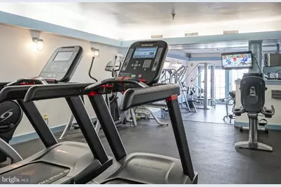 3 N Columbus Boulevard #111, Philadelphia, PA 19106 - Photo 27