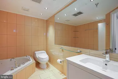 3 N Columbus Boulevard #111, Philadelphia, PA 19106 - Photo 15