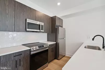 1419 W Grange Avenue #204, Philadelphia, PA 19141 - Photo 3