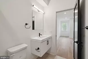 1419 W Grange Ave, Philadelphia, PA 19141 - Photo 23