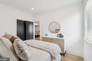 1419 W Grange Ave, Philadelphia, PA 19141 - Photo 17