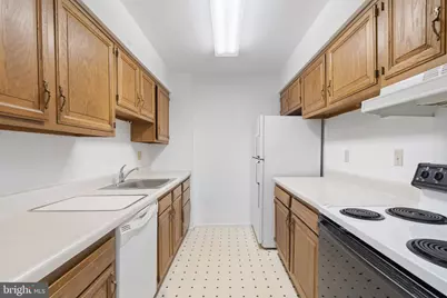 1420 Locust Street #7M, Philadelphia, PA 19102 - Photo 11