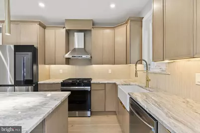 2619 Cedar Street, Philadelphia, PA 19125 - Photo 11