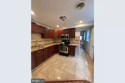 243 E Girard Avenue #1ST FL, Philadelphia, PA 19125 - Photo 9