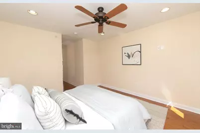 1030 N Leithgow Street, Philadelphia, PA 19123 - Photo 13