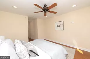 1030 N Leithgow St, Philadelphia, PA 19123 - Photo 13