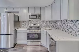 7322 Drexel Rd, Philadelphia, PA 19151 - Photo 7