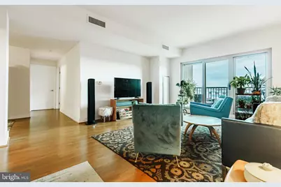 717 S Chris Columbus Boulevard #517, Philadelphia, PA 19147 - Photo 1