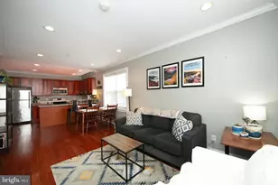 1926 Poplar St, Philadelphia, PA 19130 - Photo 9