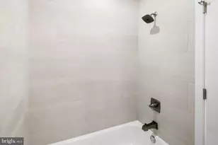 1327 S Capitol St, Philadelphia, PA 19146 - Photo 27