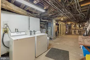 258 S 9th St, Philadelphia, PA 19107 - Photo 13